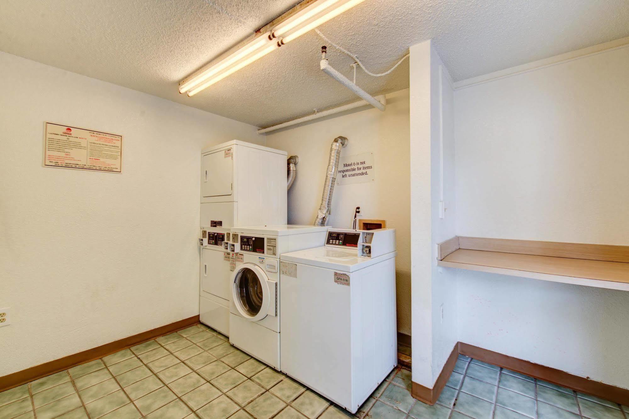 Motel 6-Norfolk, Va Экстерьер фото