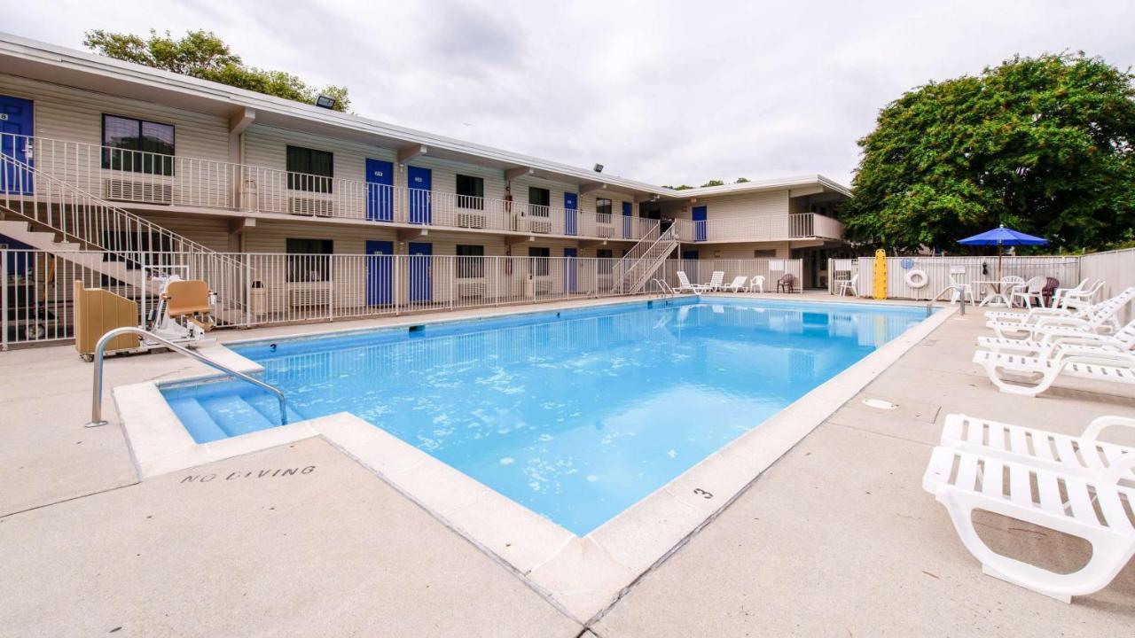Motel 6-Norfolk, Va Экстерьер фото